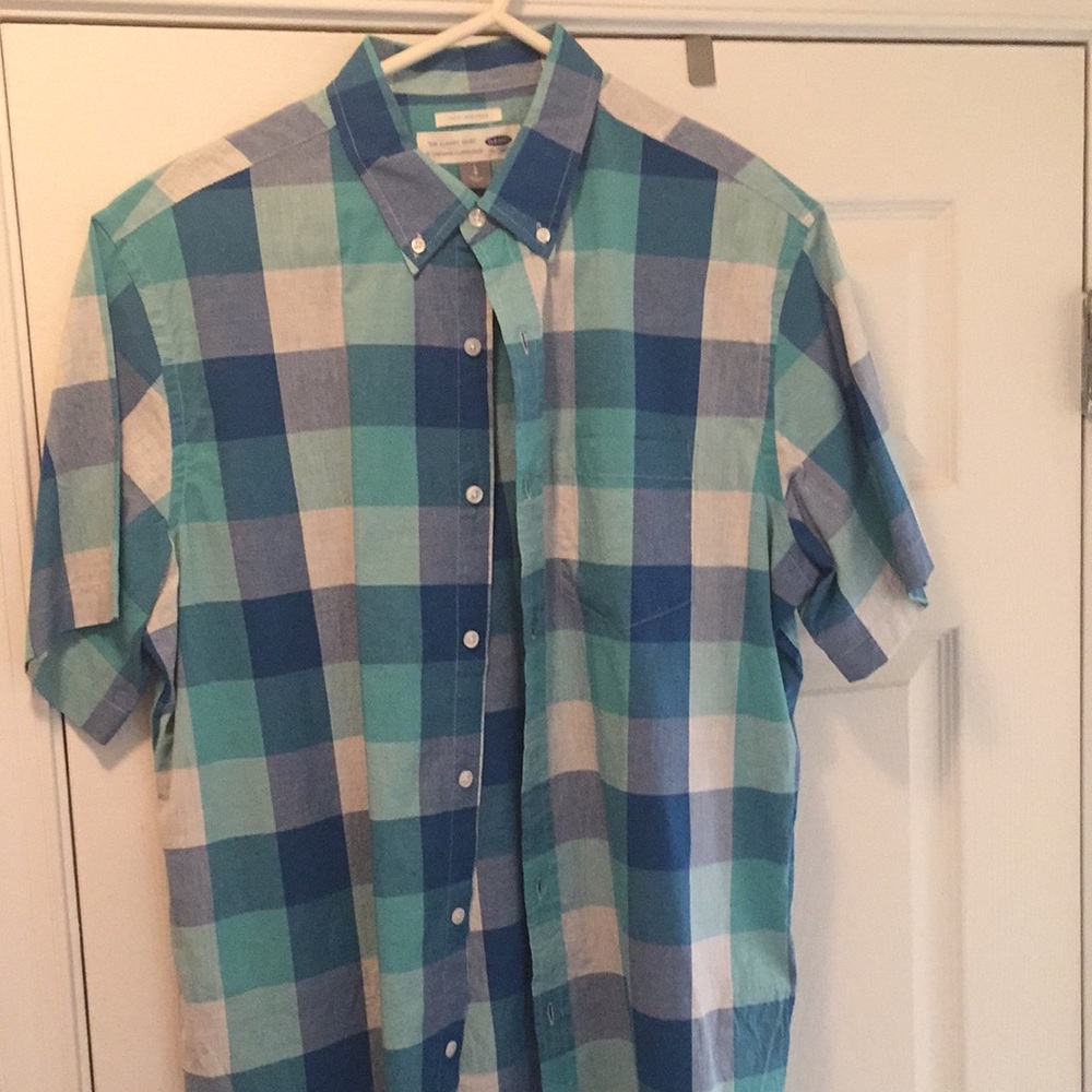 Old Navy short sleeve button up